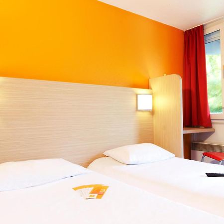 พรีเมียร์ คลาส บัวซี แซ็ง เลเซร์ Hotel บัวส์ซี-แซงต์-เลเชร์ ห้อง รูปภาพ